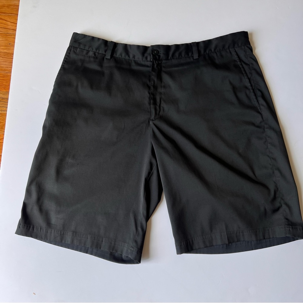 Nike Men's Charcoal Flat Front Shorts